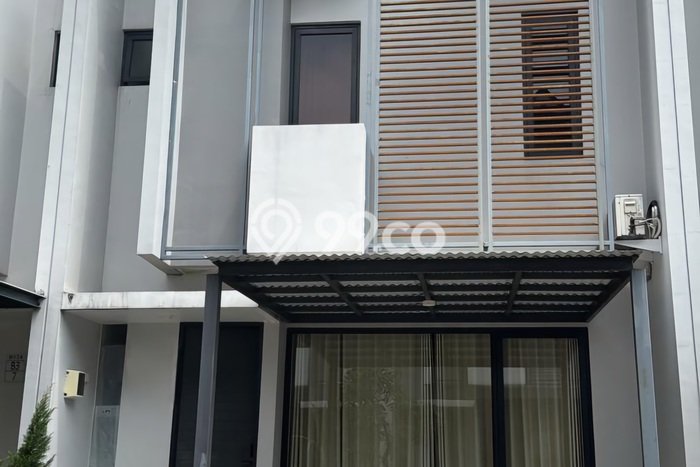 For Sale Rumah 3 Kamar Lokasi Strategis Nyaman dan Strategis di BSD For Sale Rumah 3 Kamar Lokasi Strategis Nyaman dan Strategis di BSD