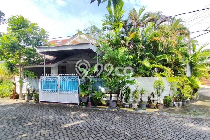 For Sale! Premium House LT 233m2 Desain Modern di Manyar For Sale! Premium House LT 233m2 Desain Modern di Manyar