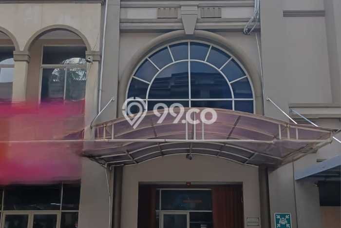 Unit Ruko Dijual di Bekasi LT 67m2 & LB 202m2 Unit Ruko Dijual di Bekasi LT 67m2 & LB 202m2