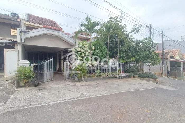 Dijual Kost Strategis di Tembalang, Semarang 14 KT, 3 KM, Luas Bangunan 360m2 Dijual Kost Strategis di Tembalang, Semarang 14 KT, 3 KM, Luas Bangunan 360m2