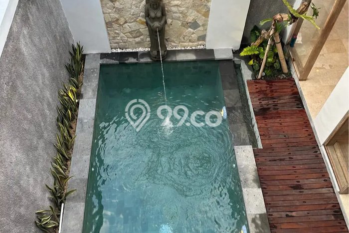 Vila Terawat Kawasan , Area 170m2m², Posisi Strategis dengan jalan mudah Vila Terawat Kawasan , Area 170m2m², Posisi Strategis dengan jalan mudah