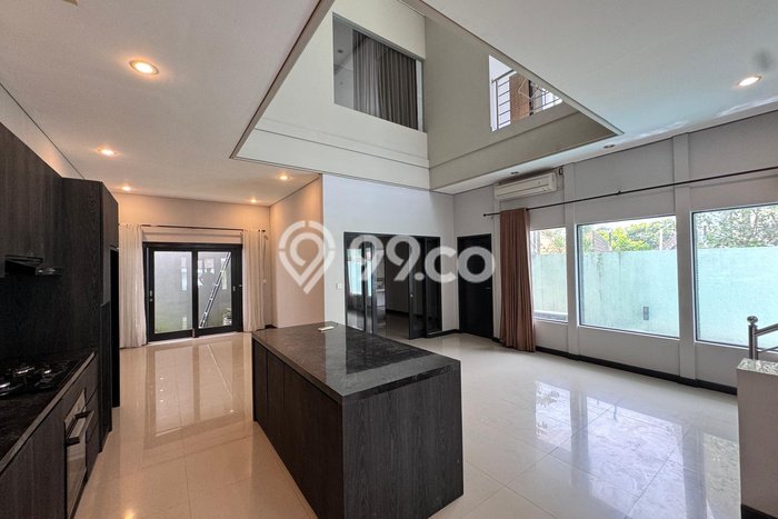 Vila Strategis Kawasan , Luas 0m2m², Harganya Bersaing Vila Strategis Kawasan , Luas 0m2m², Harganya Bersaing