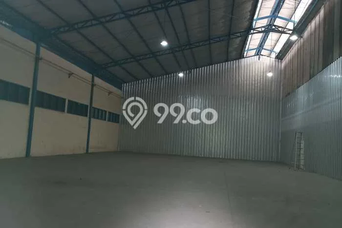 Gudang Disewa di Bekasi dengan LB 500m2 Area Komersial Ramai Gudang Disewa di Bekasi dengan LB 500m2 Area Komersial Ramai