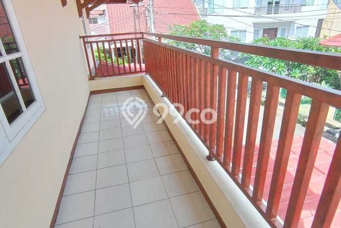 Rumah Elit Modern Siap Huni di Pulo Asem Jakarta Timur Rumah Elit Modern Siap Huni di Pulo Asem Jakarta Timur