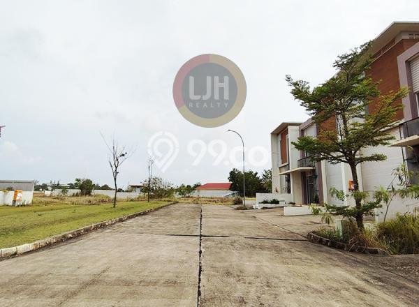 Gudang Lokasi Premium di , Luas 247m2m², Jalan Raya Gudang Lokasi Premium di , Luas 247m2m², Jalan Raya