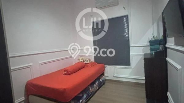 Jual Rumah Strategis Bagus Punya 2 KT di Batam Kota Batam - Jual Rumah Strategis Bagus Punya 2 KT di Batam Kota Batam -