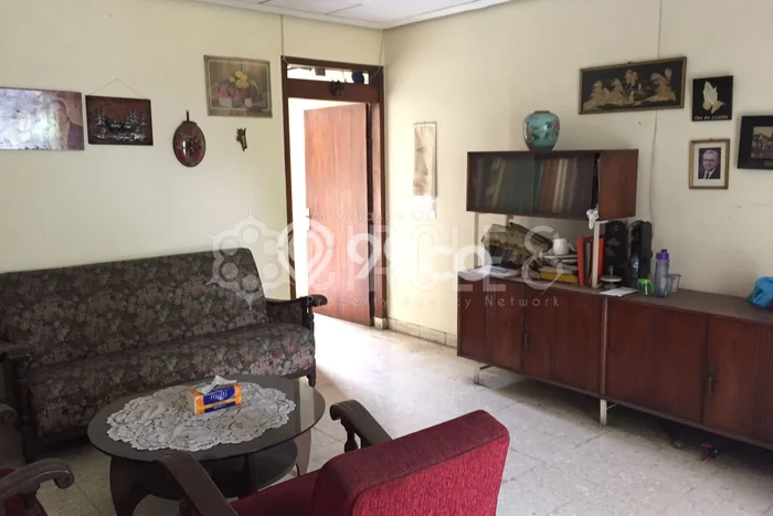 For Sale! Luxury House LT 354m2 Desain Modern di Burangrang For Sale! Luxury House LT 354m2 Desain Modern di Burangrang