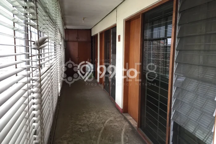 For Sale! Luxury House LT 354m2 Desain Modern di Burangrang For Sale! Luxury House LT 354m2 Desain Modern di Burangrang