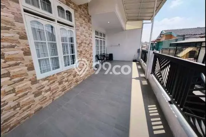 Jual Rumah Favorit Siap Huni LB 200m2 di Kiaracondong, Bandung Jual Rumah Favorit Siap Huni LB 200m2 di Kiaracondong, Bandung