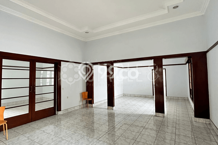 Dijual Rumah Luas Megah Dengan View Cantik di Sayap Dago, Bandung Dijual Rumah Luas Megah Dengan View Cantik di Sayap Dago, Bandung