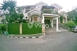 Rumah Elit LB 205m2 Siap Pakai Desain Elegan di Tubagus Ismail, Bandung Rumah Elit LB 205m2 Siap Pakai Desain Elegan di Tubagus Ismail, Bandung