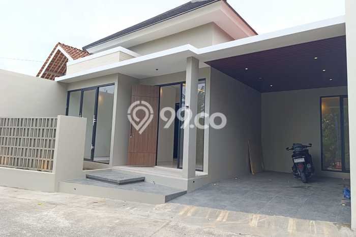 For Sale Rumah 3 Kamar Lokasi Strategis Bagus dan Strategis di Purwomartani For Sale Rumah 3 Kamar Lokasi Strategis Bagus dan Strategis di Purwomartani