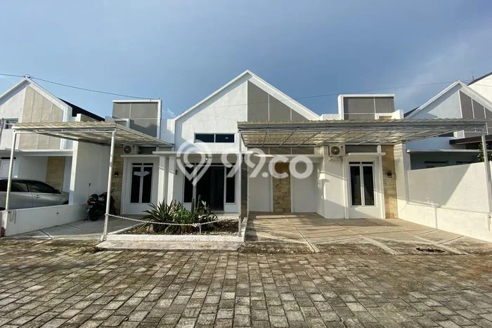 Rumah Strategis Modern Lb 72m2 di Jogonalan, Klaten Rumah Strategis Modern Lb 72m2 di Jogonalan, Klaten