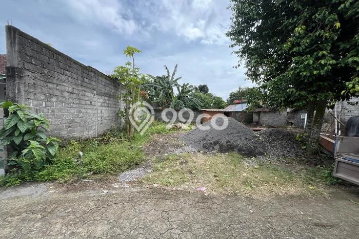 Jarang Ada! Tanah di Prambanan Punya Luas 106m2 SHM Jarang Ada! Tanah di Prambanan Punya Luas 106m2 SHM