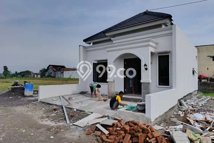 Rumah Sederhana Dijual Lokasi Prambanan 2 Kamar dengan Luas Tanah 69m2 Rumah Sederhana Dijual Lokasi Prambanan 2 Kamar dengan Luas Tanah 69m2