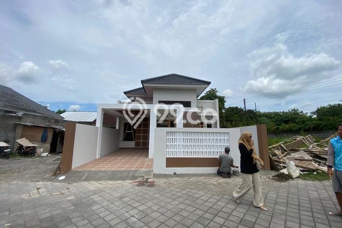 Rumah Modern Minimalis 3 Kamar Siap Huni di Sleman Rumah Modern Minimalis 3 Kamar Siap Huni di Sleman