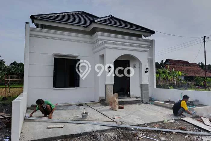 Rumah Sederhana Dijual Lokasi Prambanan 2 Kamar dengan Luas Tanah 69m2 Rumah Sederhana Dijual Lokasi Prambanan 2 Kamar dengan Luas Tanah 69m2