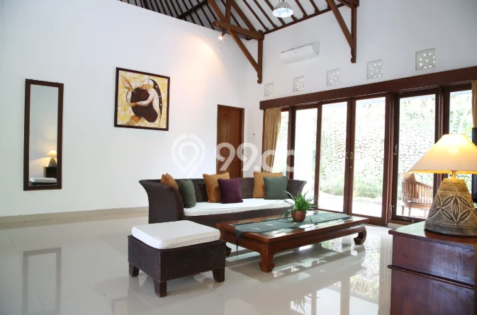 For Sale! Premium House LT 484m2 Desain Elegan di Balangan For Sale! Premium House LT 484m2 Desain Elegan di Balangan