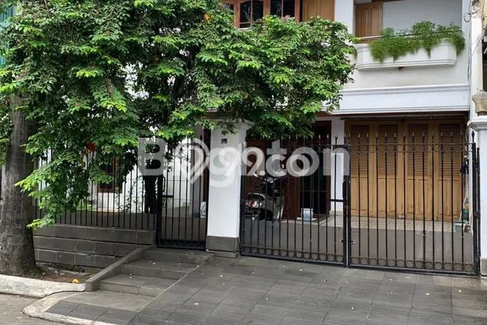 For Sale! Luxury House LT 231m2 Desain Modern di Sunter For Sale! Luxury House LT 231m2 Desain Modern di Sunter