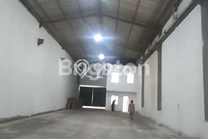 Gudang untuk disewa di Curug punya LT 525m2 & LB 300m2 harga sewa kompetitif Gudang untuk disewa di Curug punya LT 525m2 & LB 300m2 harga sewa kompetitif