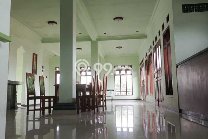 Unit Komersial Dijual di Cimahi Selatan Cimahi Luas Bangunan 600m2 Unit Komersial Dijual di Cimahi Selatan Cimahi Luas Bangunan 600m2
