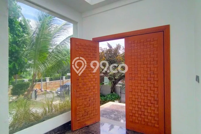 Dijual Rumah Luas Megah Dengan View Eksklusif di Pondok Indah, Jakarta Selatan Dijual Rumah Luas Megah Dengan View Eksklusif di Pondok Indah, Jakarta Selatan