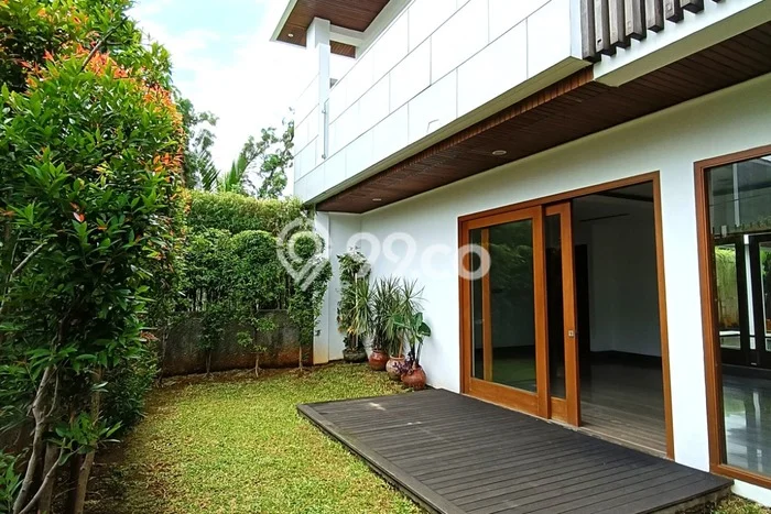 Dijual Rumah Luas Megah Dengan View Eksklusif di Pondok Indah, Jakarta Selatan Dijual Rumah Luas Megah Dengan View Eksklusif di Pondok Indah, Jakarta Selatan