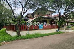 Vila Tenang Kawasan , Luas 216m2m², Pemandangan Indah di area Vila Tenang Kawasan , Luas 216m2m², Pemandangan Indah di area