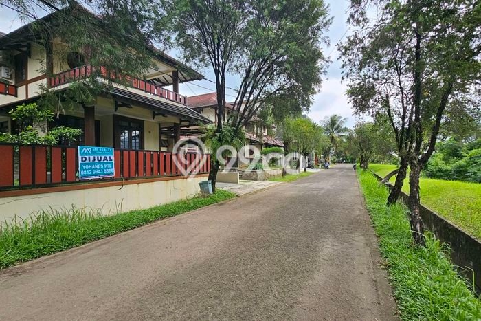 For Sale! Vila di , Dimensi 216m2m², Dekat Mudah Fasilitas Umum For Sale! Vila di , Dimensi 216m2m², Dekat Mudah Fasilitas Umum
