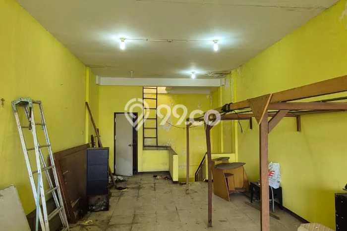 Ruko Kawasan Komersial di , Luas 130m2m², Siap Operasi Ruko Kawasan Komersial di , Luas 130m2m², Siap Operasi