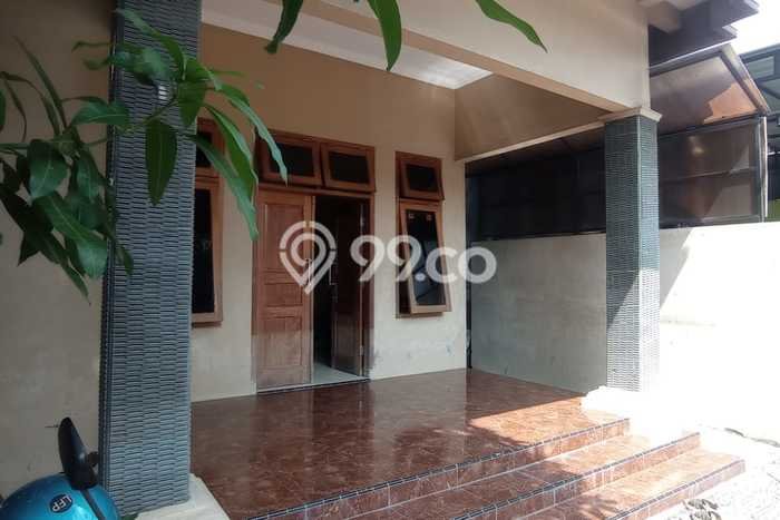Dijual Cepat Rumah Bagus Siap Huni LB 230m2 di Serengan, Solo Dijual Cepat Rumah Bagus Siap Huni LB 230m2 di Serengan, Solo