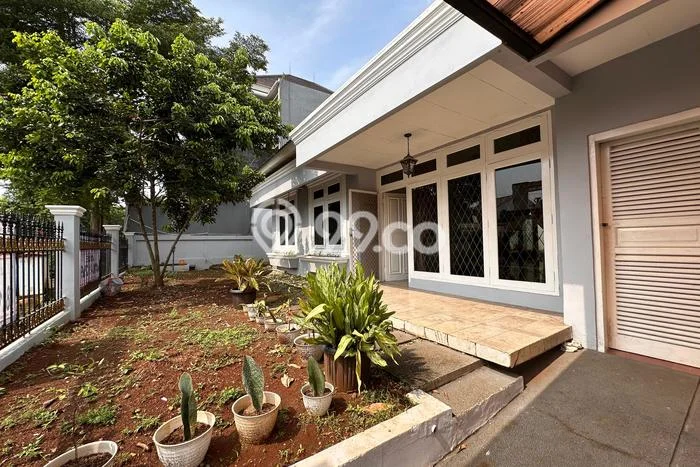 Rumah Luxury Modern Siap Huni di Cinere Jakarta Selatan Rumah Luxury Modern Siap Huni di Cinere Jakarta Selatan