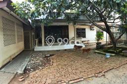 Dijual Rumah Mewah Elegan Dengan View Cantik di Margonda, Depok Dijual Rumah Mewah Elegan Dengan View Cantik di Margonda, Depok