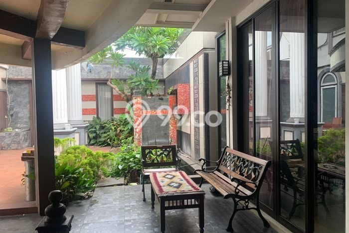 Rumah Elit Modern Siap Huni di Serpong Villa Melati Mas Tangerang Selatan Rumah Elit Modern Siap Huni di Serpong Villa Melati Mas Tangerang Selatan