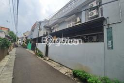 Ready to Use! Premium House LT 215m2 Desain Modern di Grogol Ready to Use! Premium House LT 215m2 Desain Modern di Grogol
