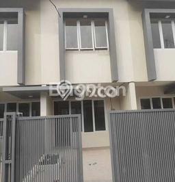 Sewa cepat rumah minimalis strategis 2 Kamar di Matraman, Jakarta Timur Sewa cepat rumah minimalis strategis 2 Kamar di Matraman, Jakarta Timur