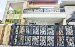 Rumah Luxury Modern Siap Huni di Pulomas Jakarta Timur Rumah Luxury Modern Siap Huni di Pulomas Jakarta Timur