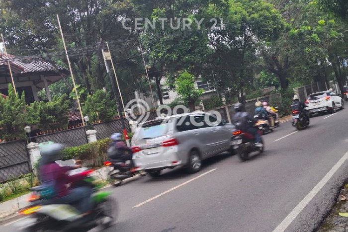 Tanah Strategis di Cipayung, Luas 2300m², Disewakan Tanah Strategis di Cipayung, Luas 2300m², Disewakan