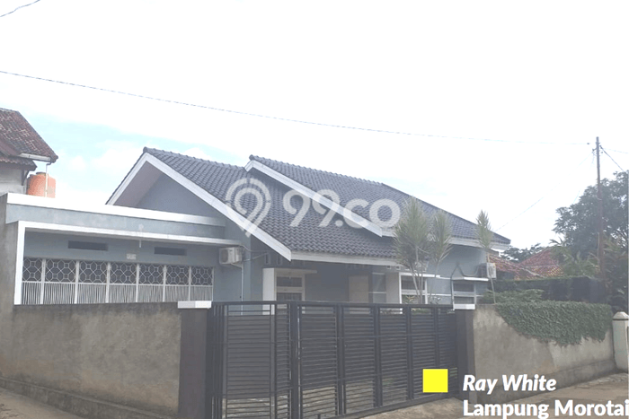 Dijual Cepat Rumah Favorit Siap Huni LB 200m2 di Kedaton, Bandar Lampung Dijual Cepat Rumah Favorit Siap Huni LB 200m2 di Kedaton, Bandar Lampung