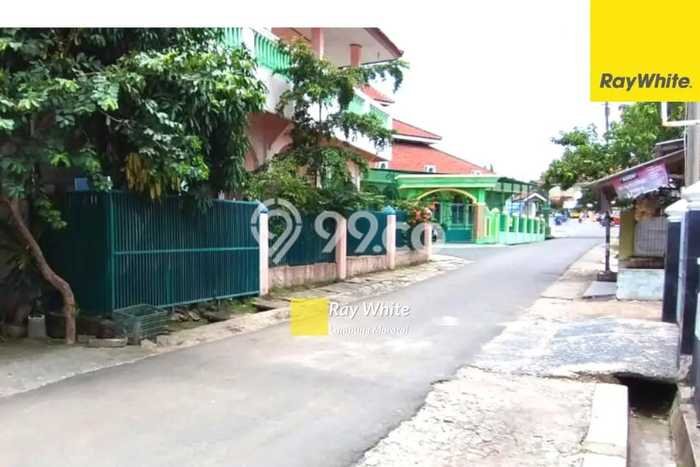 Dijual Cepat Rumah Favorit Siap Huni LB 200m2 di Tanjung Karang Barat, Bandar Lampung Dijual Cepat Rumah Favorit Siap Huni LB 200m2 di Tanjung Karang Barat, Bandar Lampung