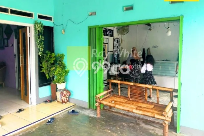 Jual Rumah Harga Miring Tanjung Karang Barat Punya 3 Kamar & LT 160m2 Jual Rumah Harga Miring Tanjung Karang Barat Punya 3 Kamar & LT 160m2