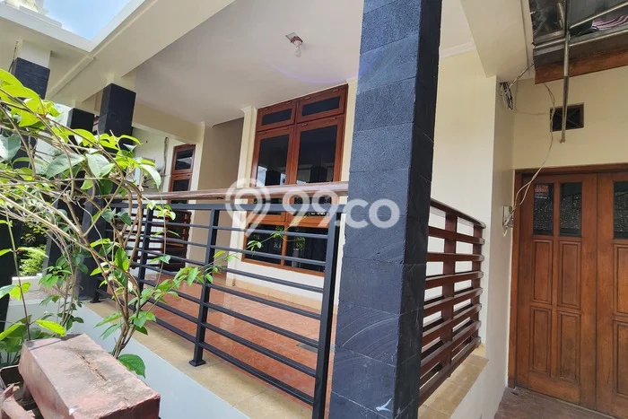Lokasi terbaik! Rumah siap pakai dikontrakkan di Ngaglik LB 120m2 Lokasi terbaik! Rumah siap pakai dikontrakkan di Ngaglik LB 120m2