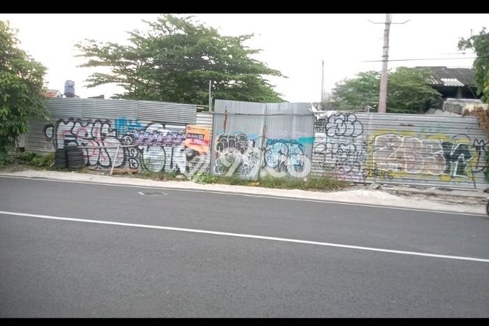 Lahan Kosong Dijual di Yogyakarta dengan Area 410m2 Lahan Kosong Dijual di Yogyakarta dengan Area 410m2