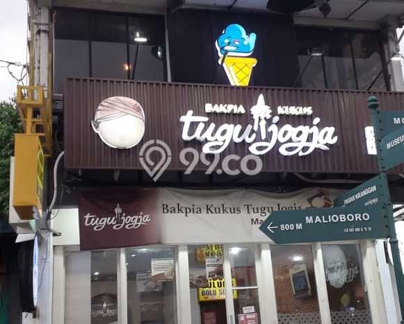 LOKASI STRATEGIS! Ruko di Jetis, Luas 220m², Area Komersial LOKASI STRATEGIS! Ruko di Jetis, Luas 220m², Area Komersial