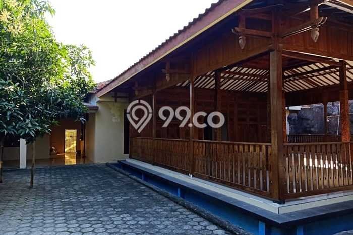 Jual Rumah Bagus Siap Huni LB 150m2 di Giriwoyo, Wonogiri Jual Rumah Bagus Siap Huni LB 150m2 di Giriwoyo, Wonogiri