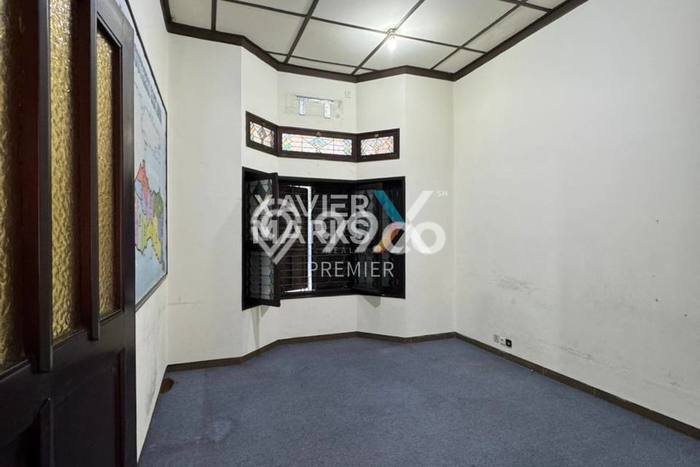 Rumah Cantik Siap Pakai Di Klojen Luas 400m2 Aman Rumah Cantik Siap Pakai Di Klojen Luas 400m2 Aman