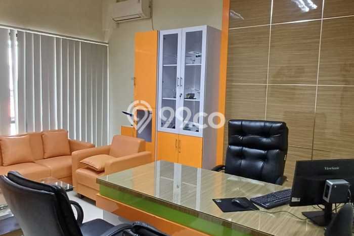 Unit Ruko Dijual di Bandung LT 93m2 & LB 184m2 Unit Ruko Dijual di Bandung LT 93m2 & LB 184m2