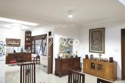 Ready to Use! Premium House LT 210m2 Desain Elegan di Semanan Ready to Use! Premium House LT 210m2 Desain Elegan di Semanan