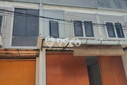 Rumah Modern 5 KT di Jelambar Jakarta Barat Rumah Modern 5 KT di Jelambar Jakarta Barat