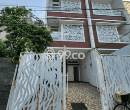 For Sale Hunian Rumah Terawat 4 KT di Green Ville, Jakarta Barat For Sale Hunian Rumah Terawat 4 KT di Green Ville, Jakarta Barat